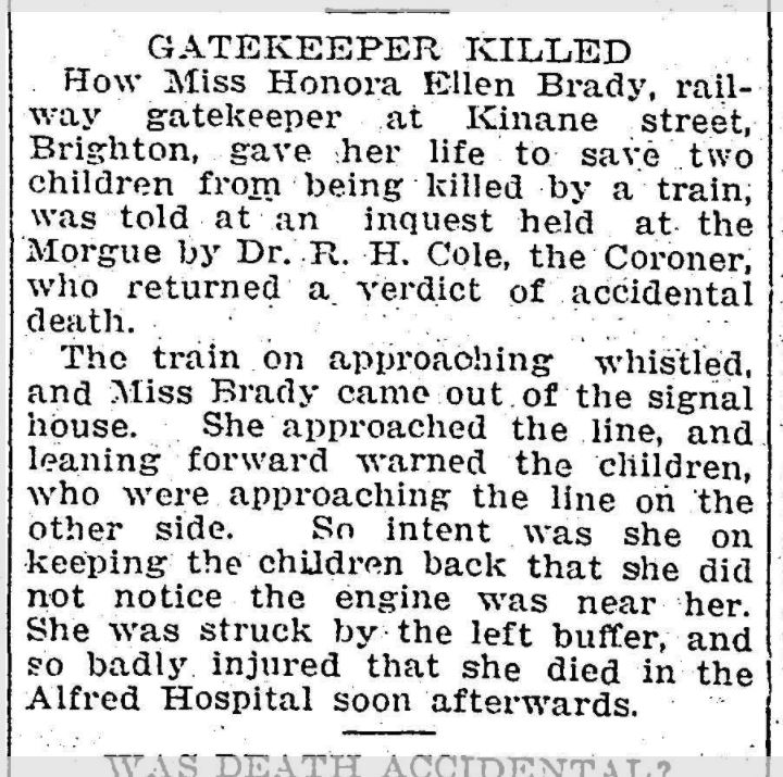 Newspaper clipping with text about a Gatekeeper killed in 1918 by approaching train.